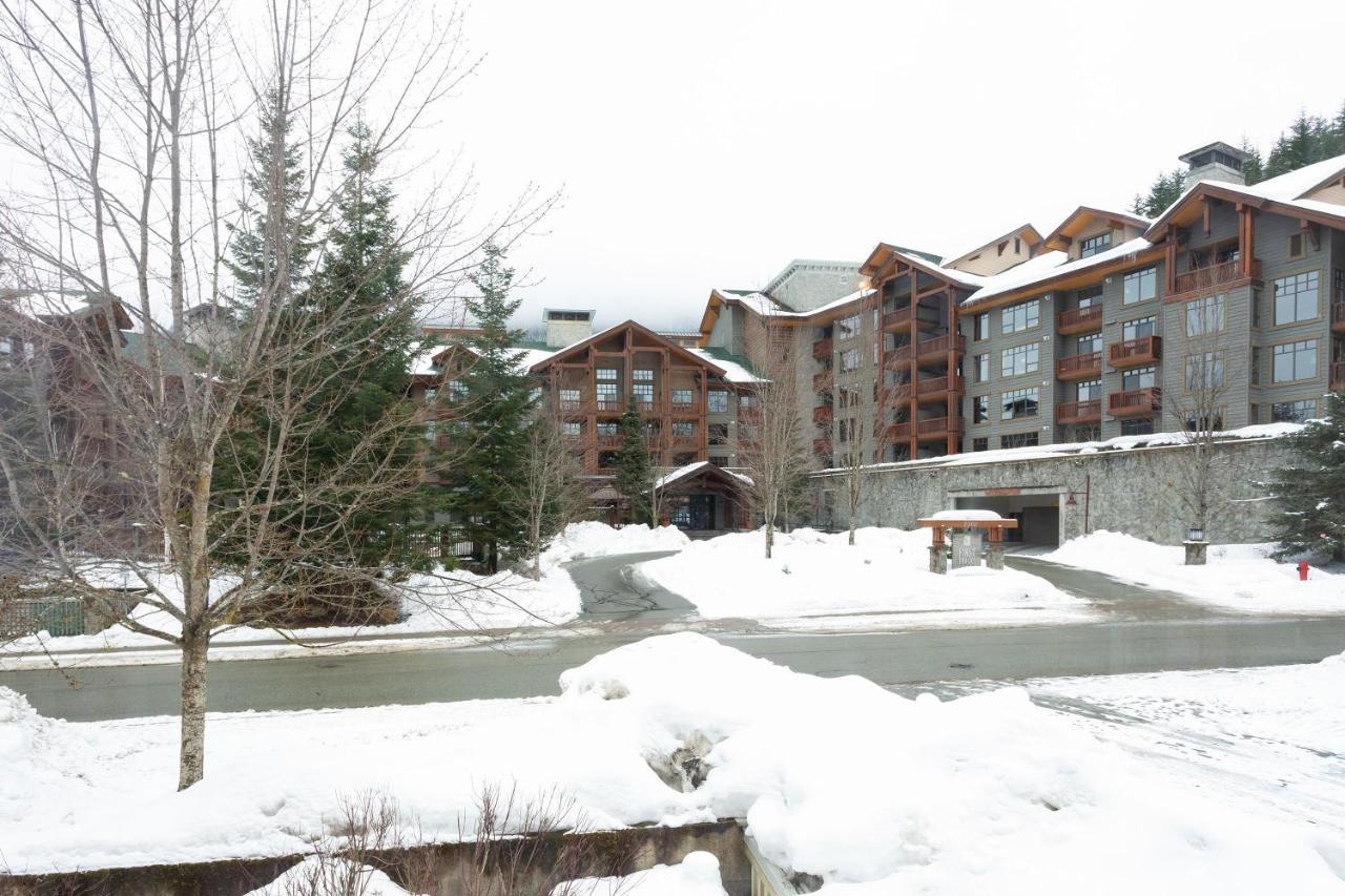 Lake Placid Lodge By Whiski Jack Whistler Exterior photo