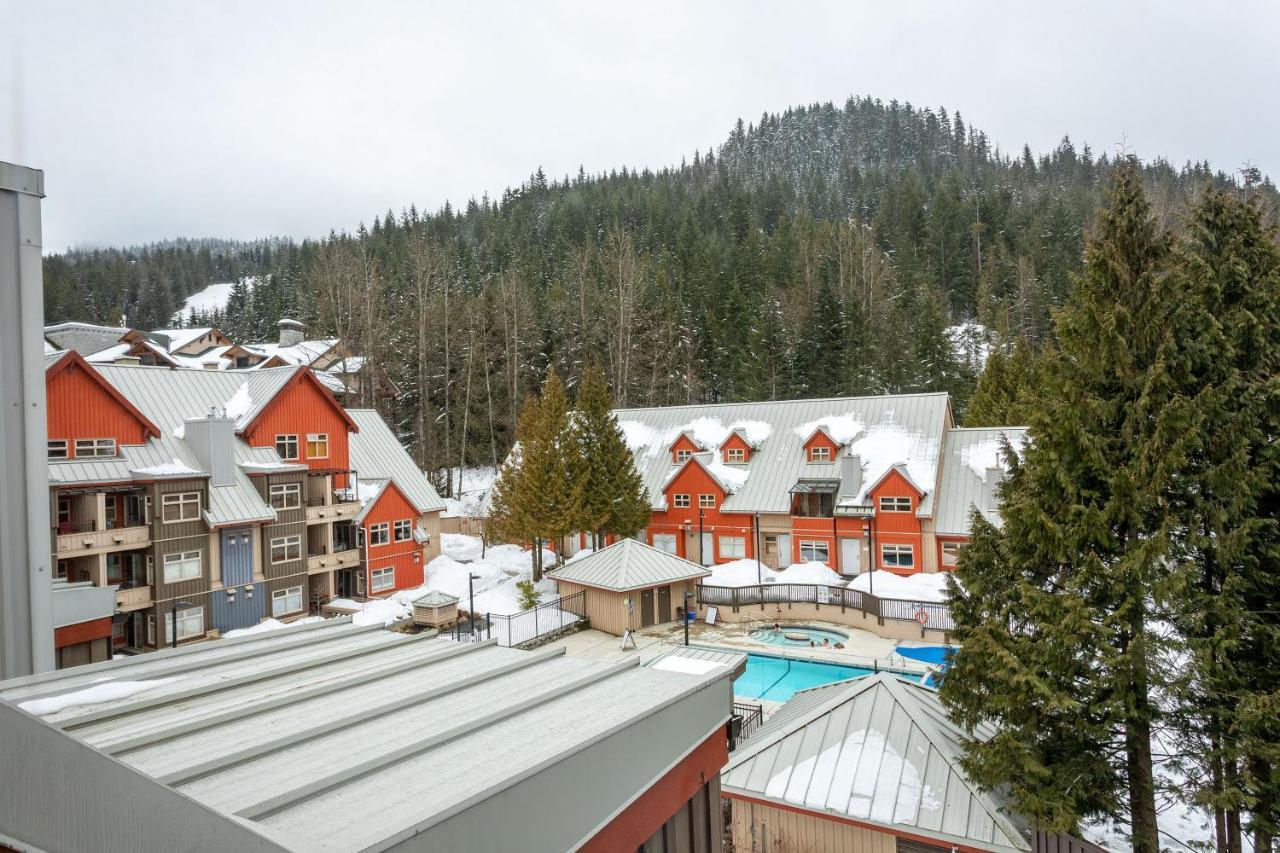 Lake Placid Lodge By Whiski Jack Whistler Exterior photo